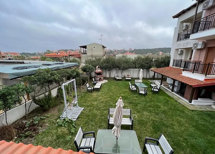 아파트 Nea Roda Apartments 네아 로다