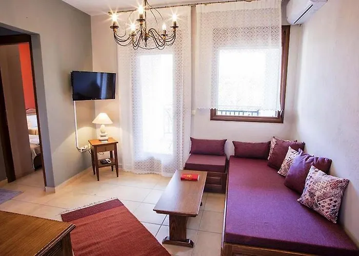 아파트 Nea Roda Apartments *