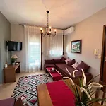 Nea Roda Apartments *