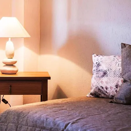 Nea Roda Apartments * Nea Roda