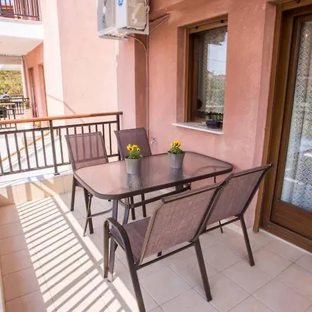 Nea Roda Apartments
